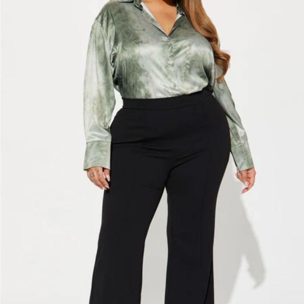 Fashion Nova Green Satin Blazer